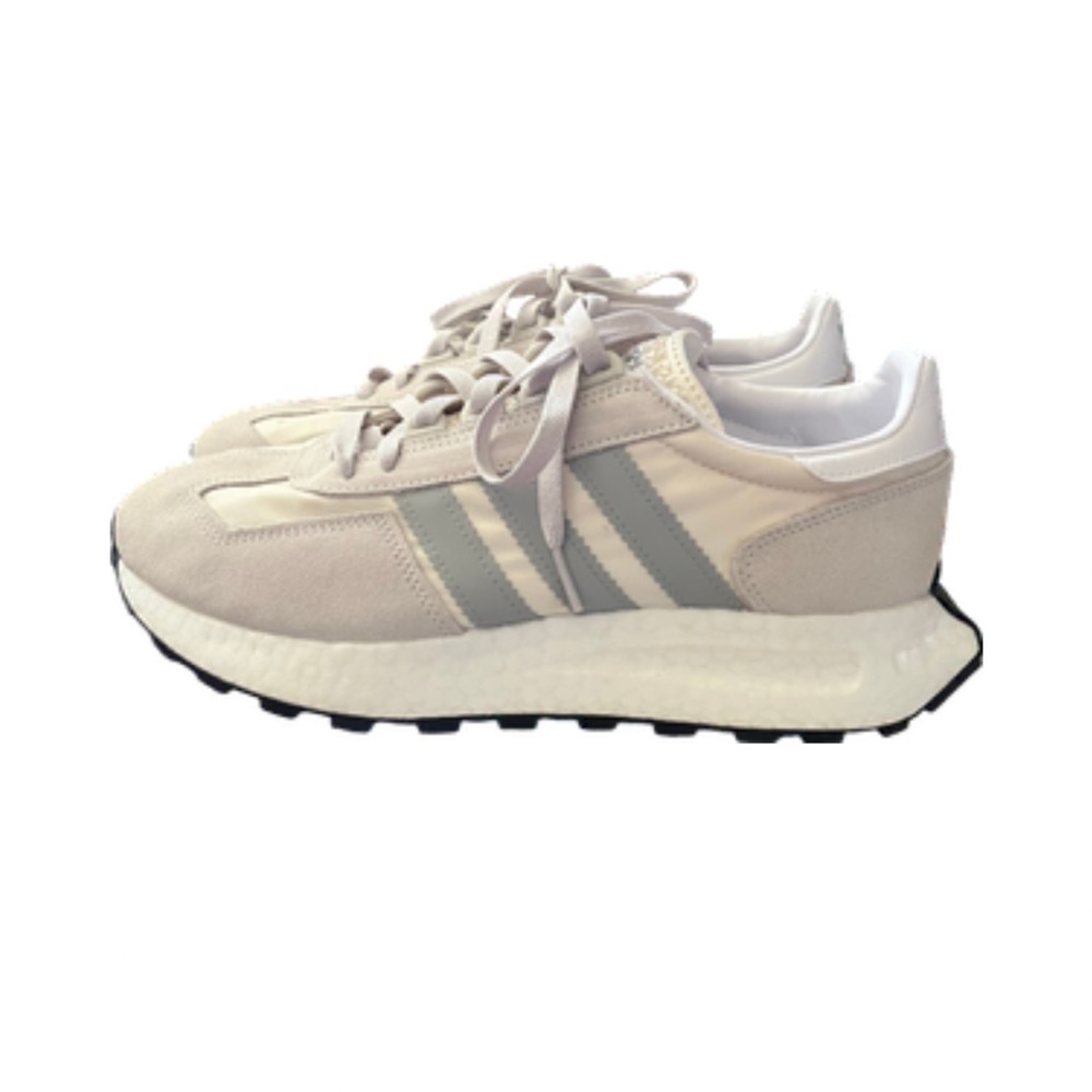 NWT Adidas Sneakers | Size 9 | White and Grey